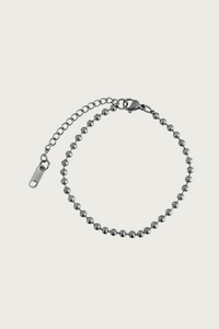 Fijne zilveren kralenarmband van Fencyjewels – minimalistische armband met kleine ronde balletjes, elegant en van roestvrij staal.