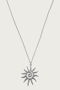 Zilveren zon ketting van Fencyjewels – trendy necklace met zonhanger, roestvrij staal, zomerse sieraden met boho touch.