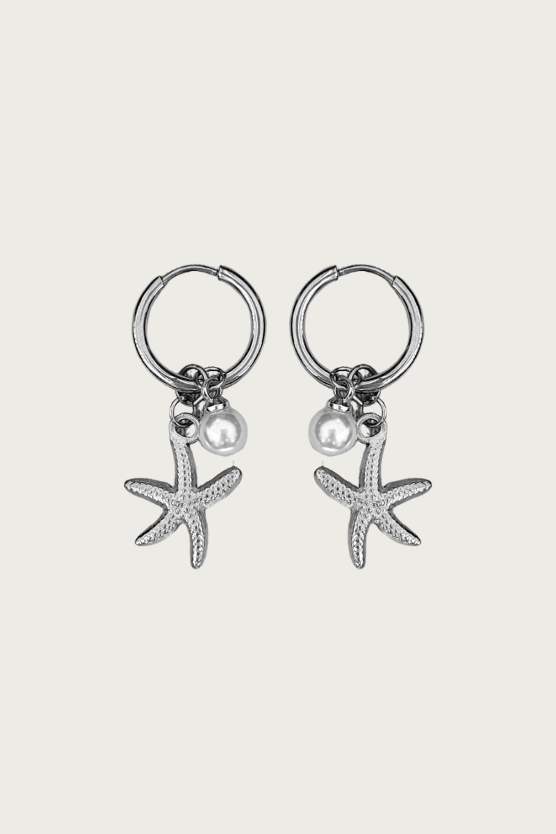 Zilveren zeester oorbellen met parel van Fencyjewels – zomerse Ibiza sieraden, roestvrij staal, strand look.