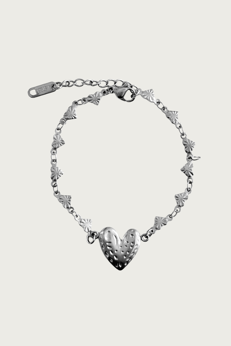 Zilveren hart armband van Fencyjewels – elegante armband met 3D hartbedel en gedetailleerde schakels, roestvrij staal, romantische look.