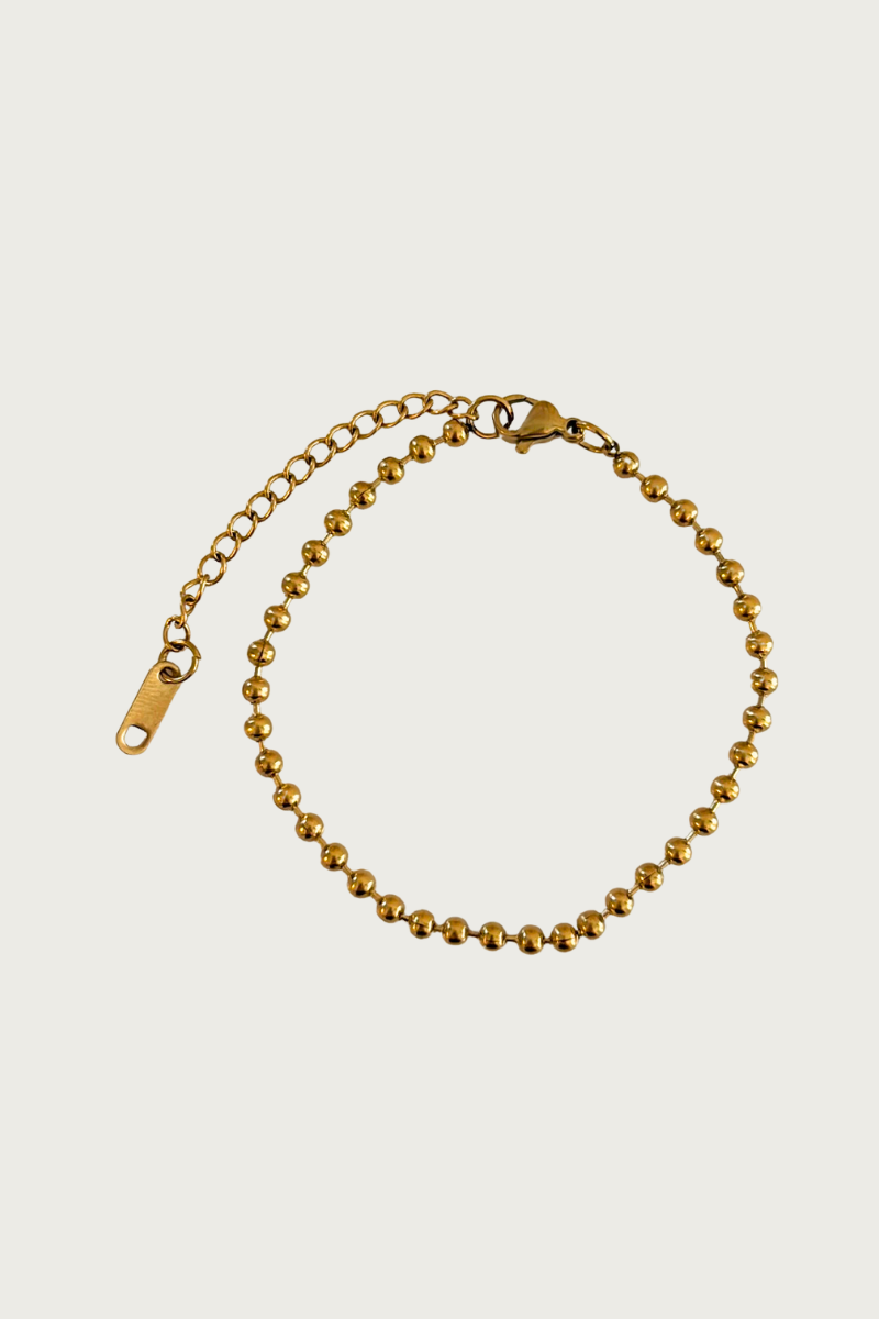 Fijne gouden kralenarmband van Fencyjewels – minimalistische armband met kleine ronde balletjes, elegant en van roestvrij staal.