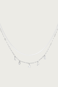 Zilveren ketting met 'Love' bedeltjes van Fencyjewels, een romantische rvs halsketting die niet verkleurt.