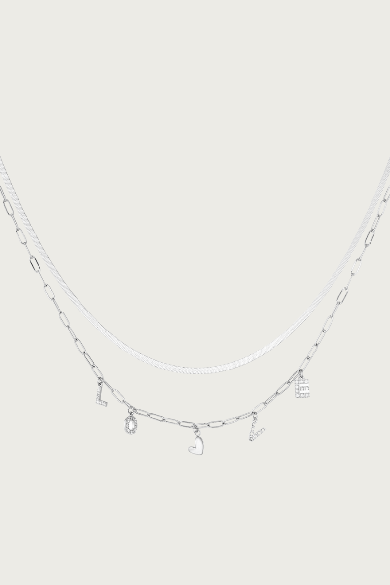 Zilveren ketting met 'Love' bedeltjes van Fencyjewels, een romantische rvs halsketting die niet verkleurt.